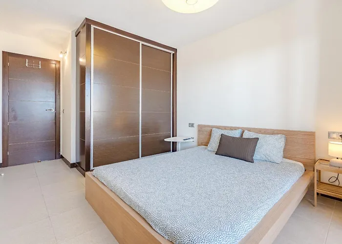 Horno 2a034 Плайя-Парайсо (Тенерифе)