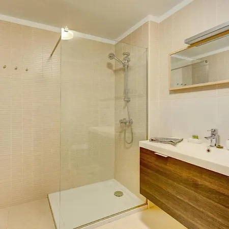 Horno 2a034 * Playa Paraiso (Tenerife)